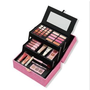 Ultabeauty women’s pink "SO POSH EDITION" beauty box 45 piece collection